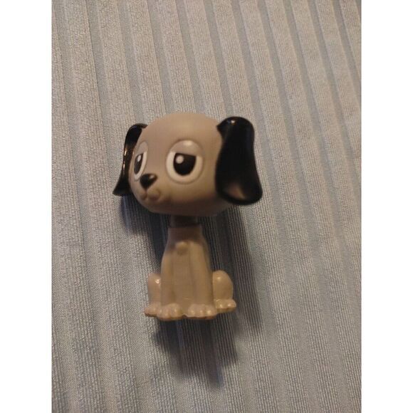 Mannix Puppy Dog Mini Figure Vinyl Bobble-Head Dollhouse Pet White Black Ears - Picture 2 of 6